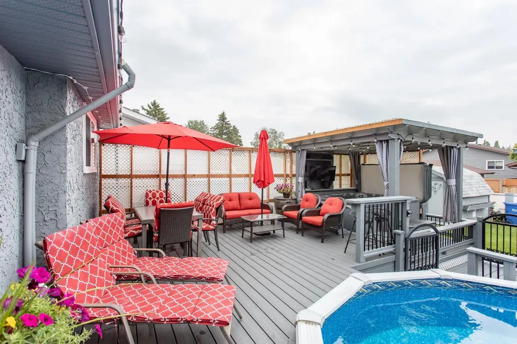 8 Caswell Close Red Deer AB T4P 2T6