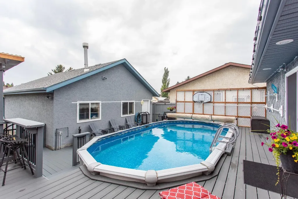 8 Caswell Close Red Deer AB T4P 2T6