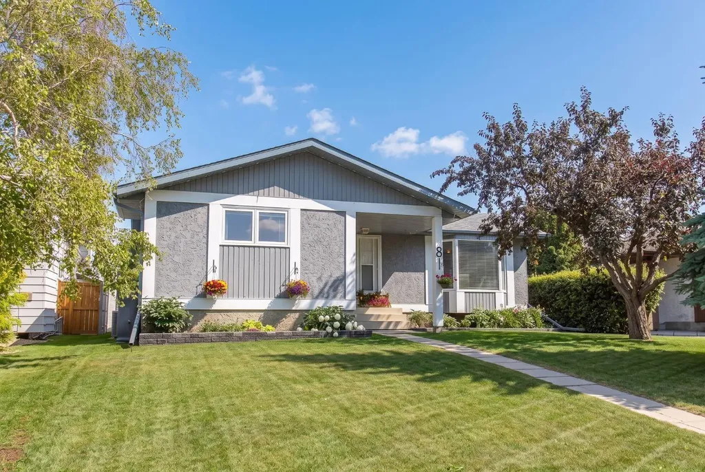 8 Caswell Close Red Deer AB T4P 2T6