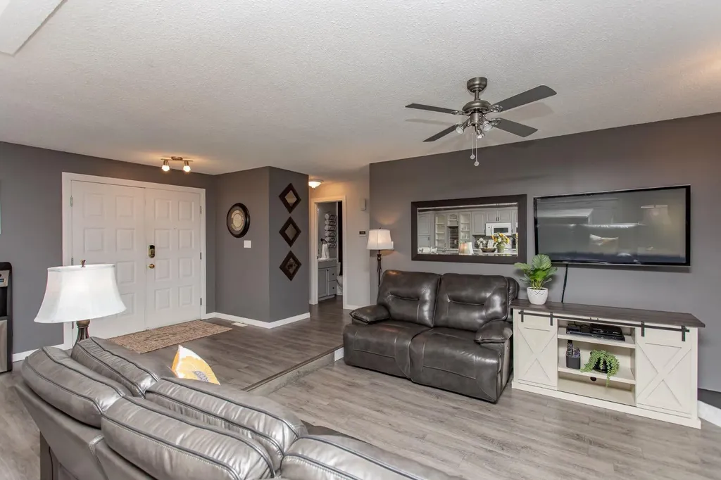 8 Caswell Close Red Deer AB T4P 2T6