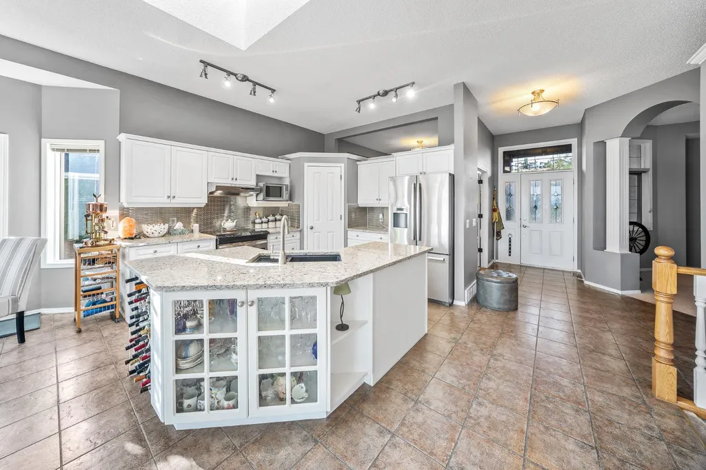 19 Gleneagles View Cochrane AB T4C 1N9
