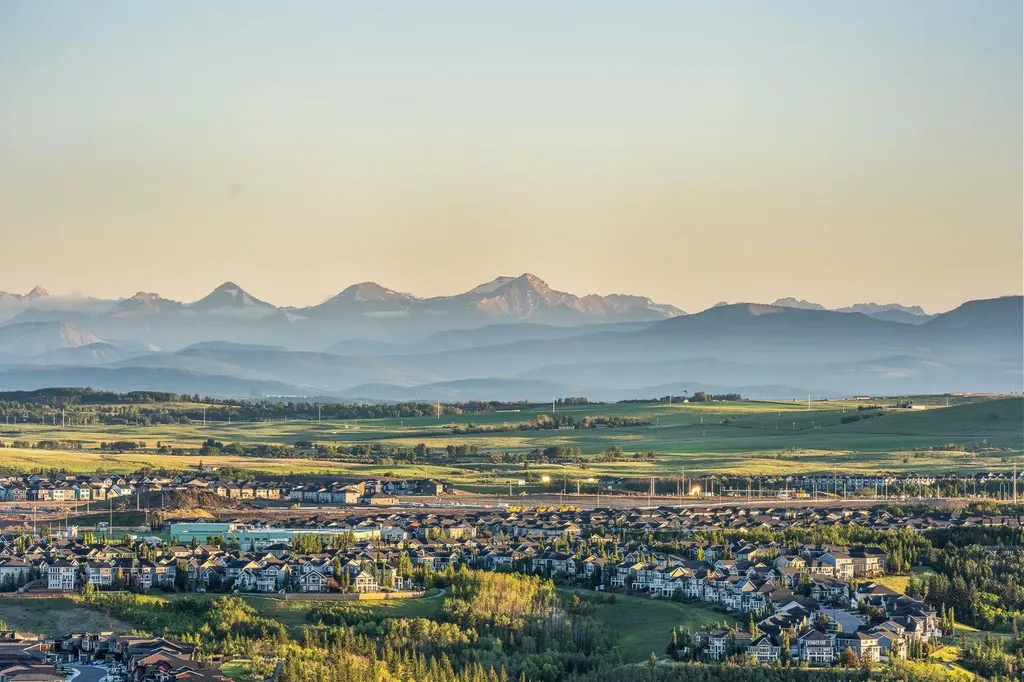 19 Gleneagles View Cochrane AB T4C 1N9
