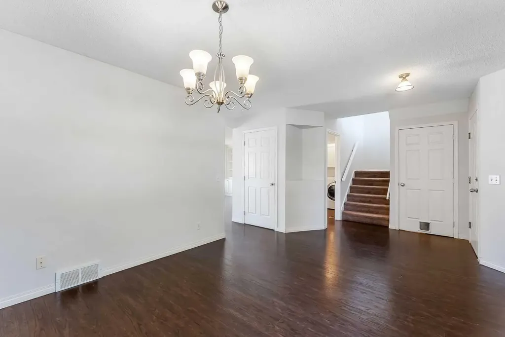 30 Citadel Crest Link NW Calgary AB t3g 4w4