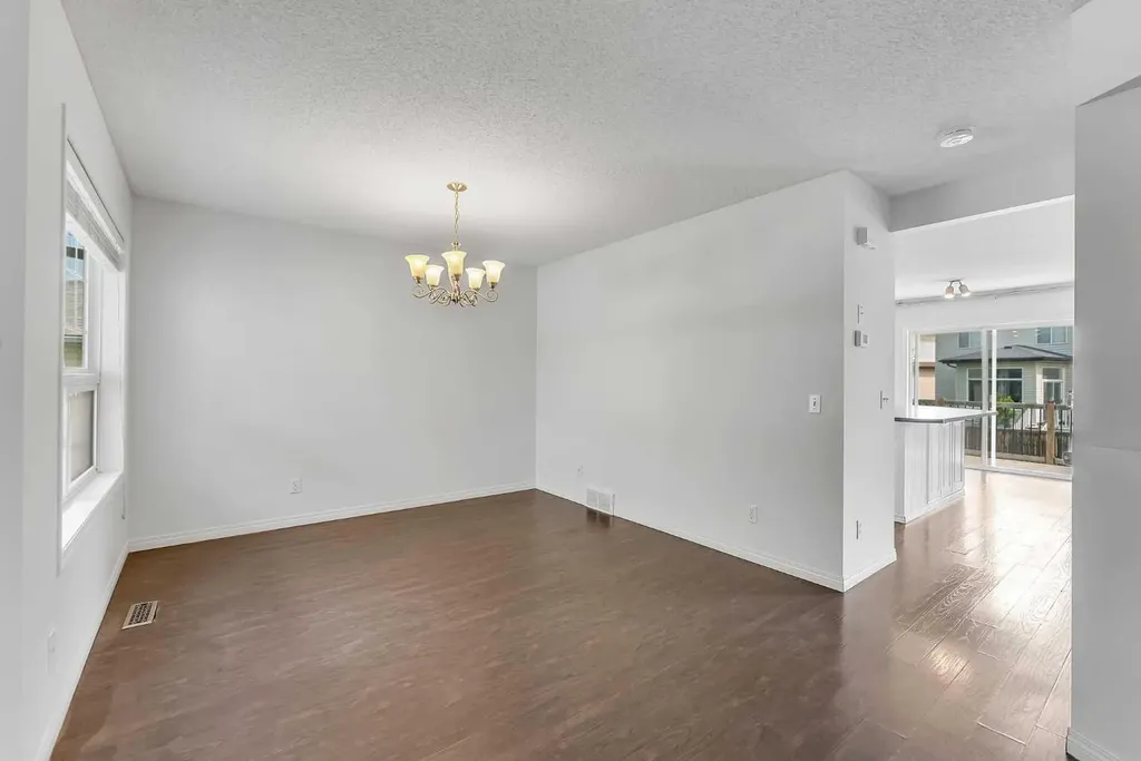 30 Citadel Crest Link NW Calgary AB t3g 4w4