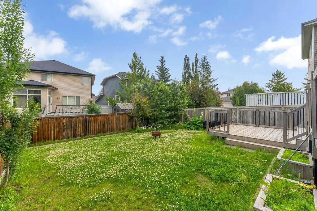 30 Citadel Crest Link NW Calgary AB t3g 4w4