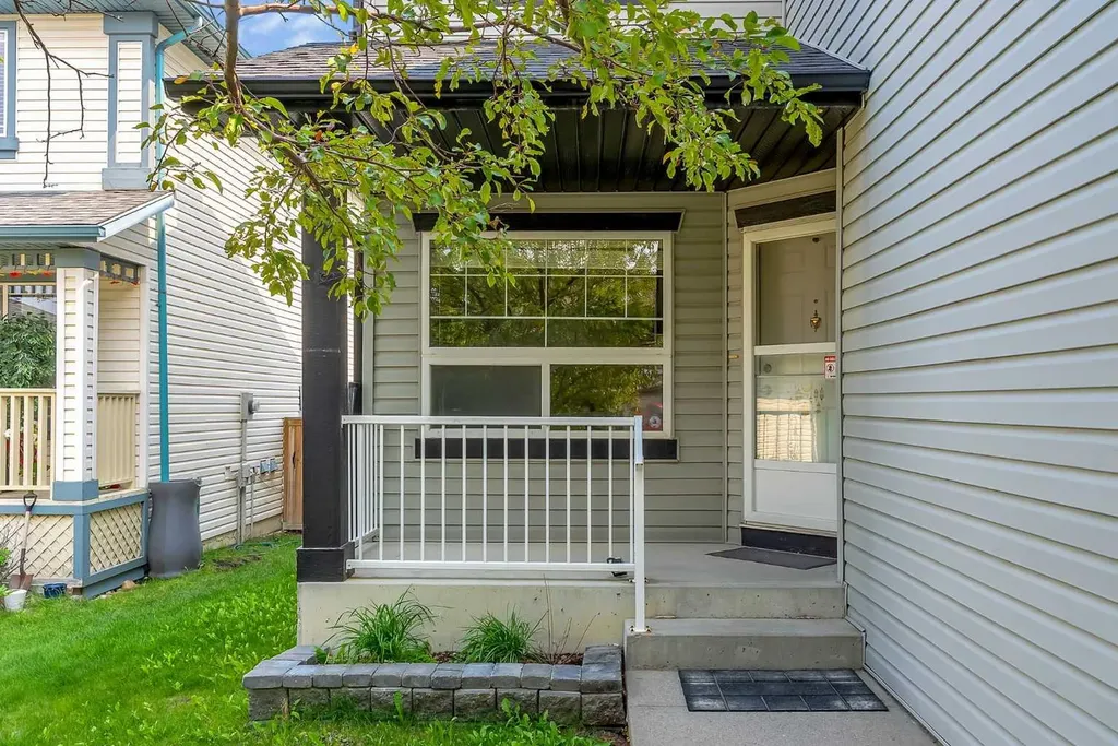 30 Citadel Crest Link NW Calgary AB t3g 4w4