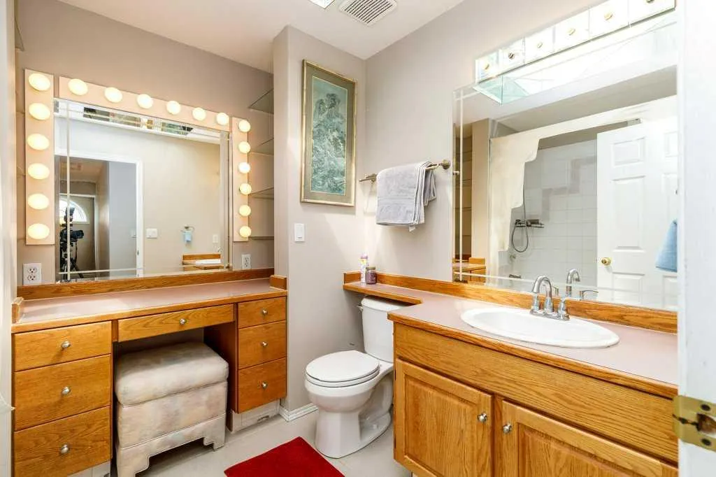 92 Anquetel Street Red Deer AB T4R 2K7