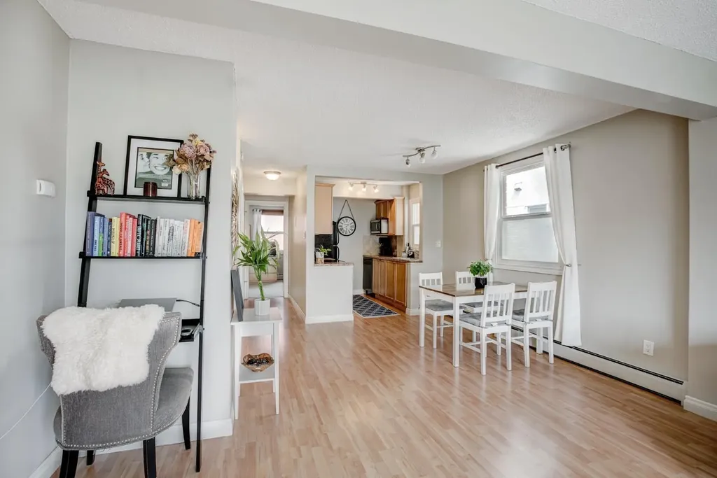 924 18 Avenue SW Calgary AB T2T 0H1