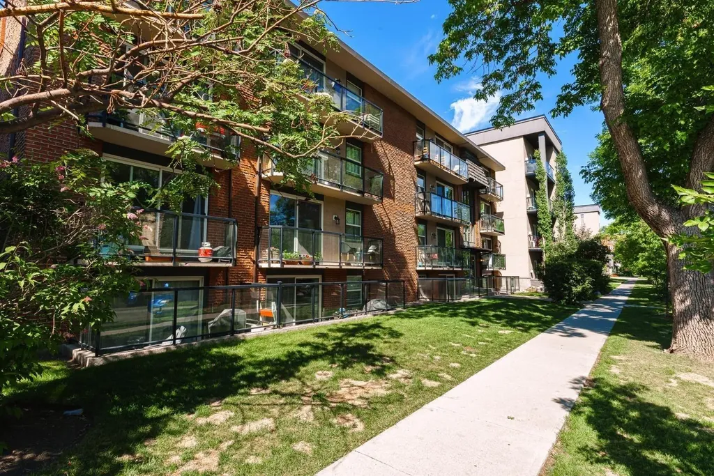 924 18 Avenue SW Calgary AB T2T 0H1