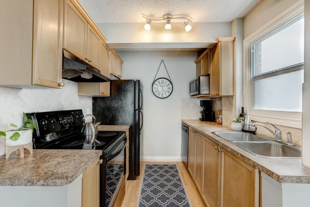 924 18 Avenue SW Calgary AB T2T 0H1