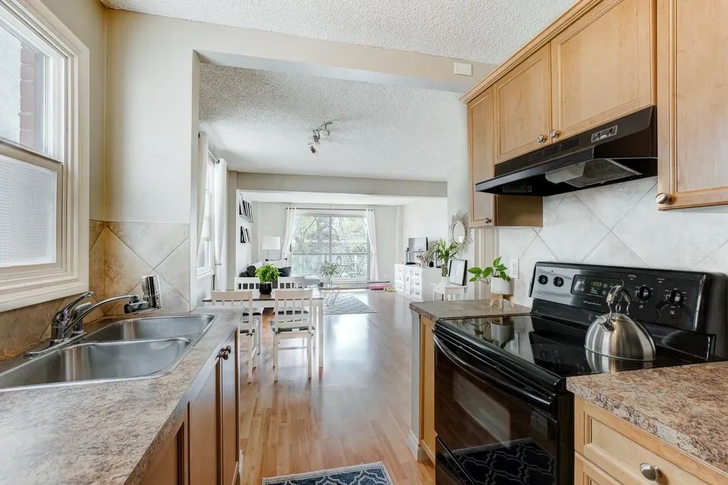 924 18 Avenue SW Calgary AB T2T 0H1