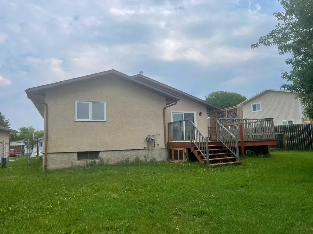 11409 110 Ave. Crescent Fairview AB T0H 1L0