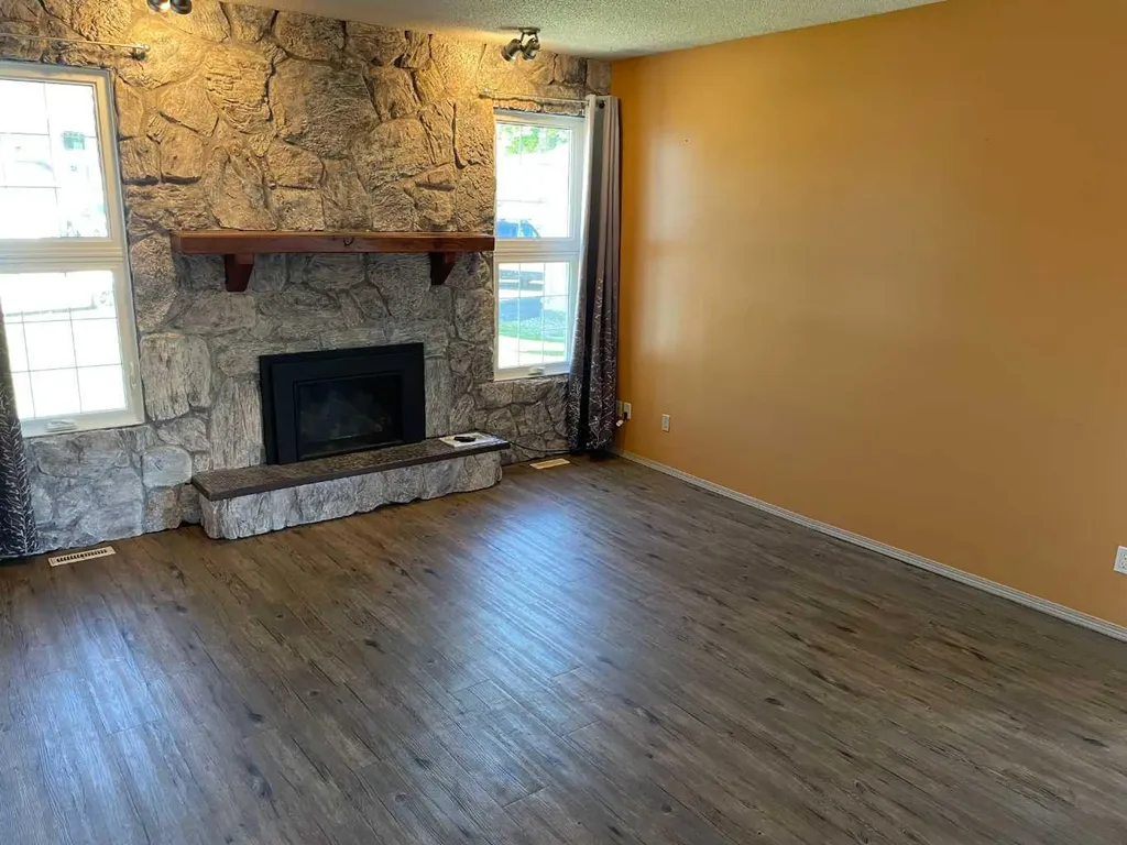 11409 110 Ave. Crescent Fairview AB T0H 1L0