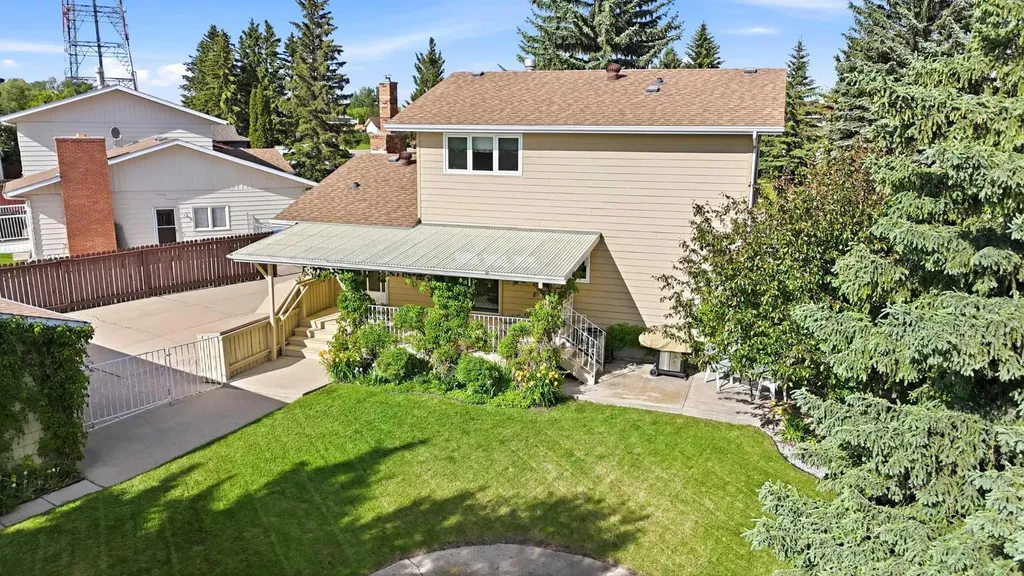 91 Hill Crescent Red Deer AB T4N 6G3