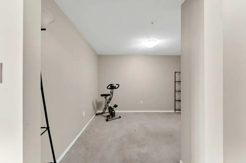 1648 Saamis Drive NW Medicine Hat AB T1C 4X1