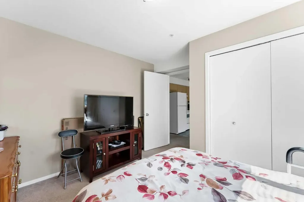 1648 Saamis Drive NW Medicine Hat AB T1C 4X1