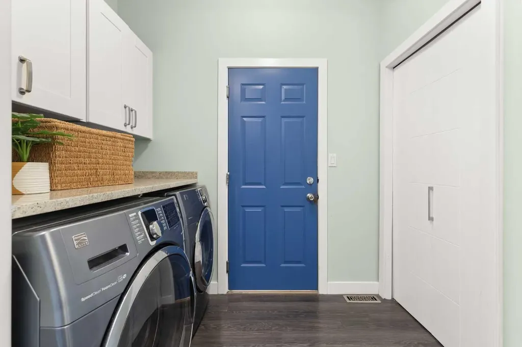 440 Spruce Way SE Medicine Hat AB T1B4L5