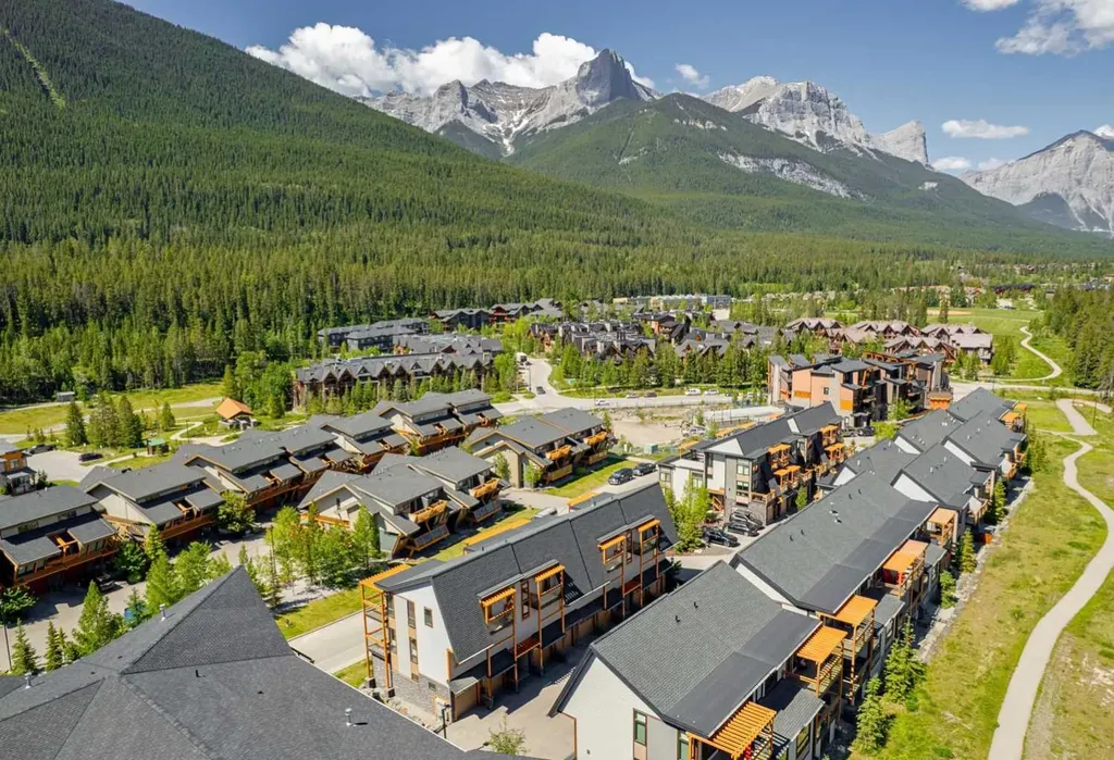 102 Stewart Creek Rise Canmore AB T1W0K6