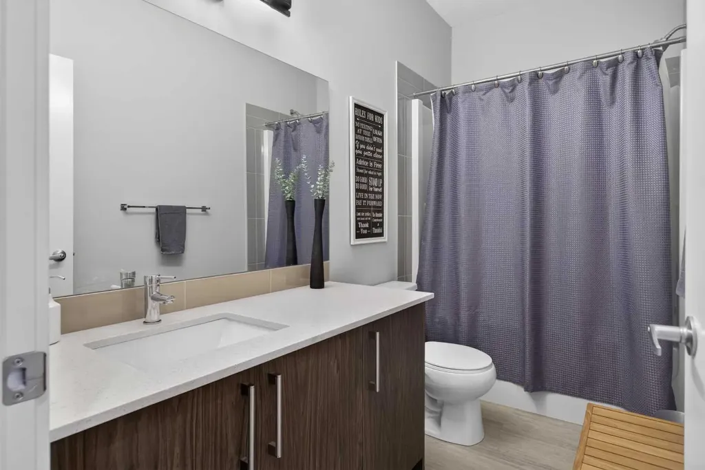 107 Redstone Crescent NE Calgary AB T3N 1M4