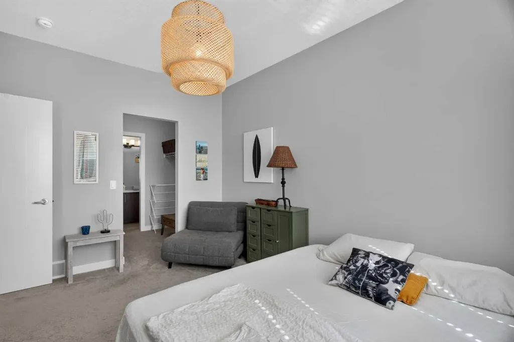 107 Redstone Crescent NE Calgary AB T3N 1M4