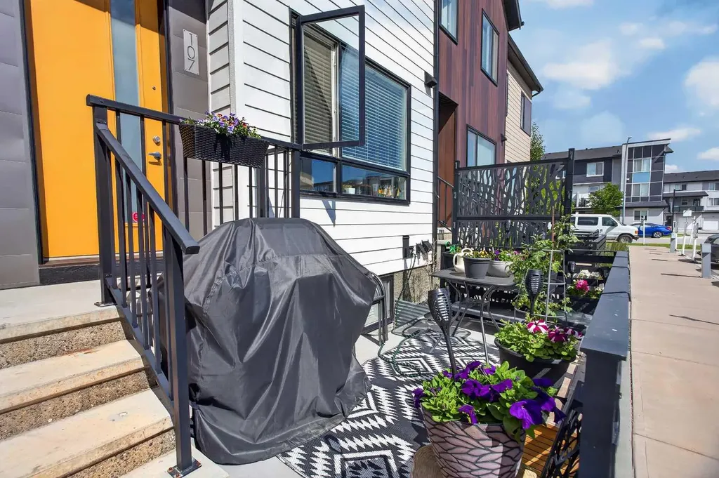 107 Redstone Crescent NE Calgary AB T3N 1M4