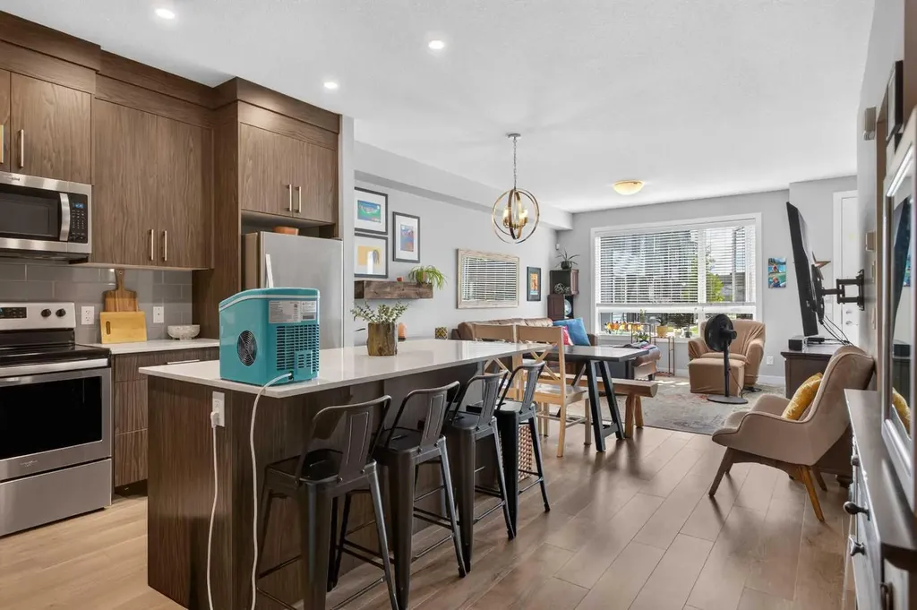 107 Redstone Crescent NE Calgary AB T3N 1M4