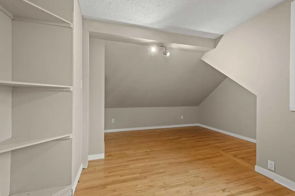 302 6 Avenue NE Three Hills AB T0M2A0