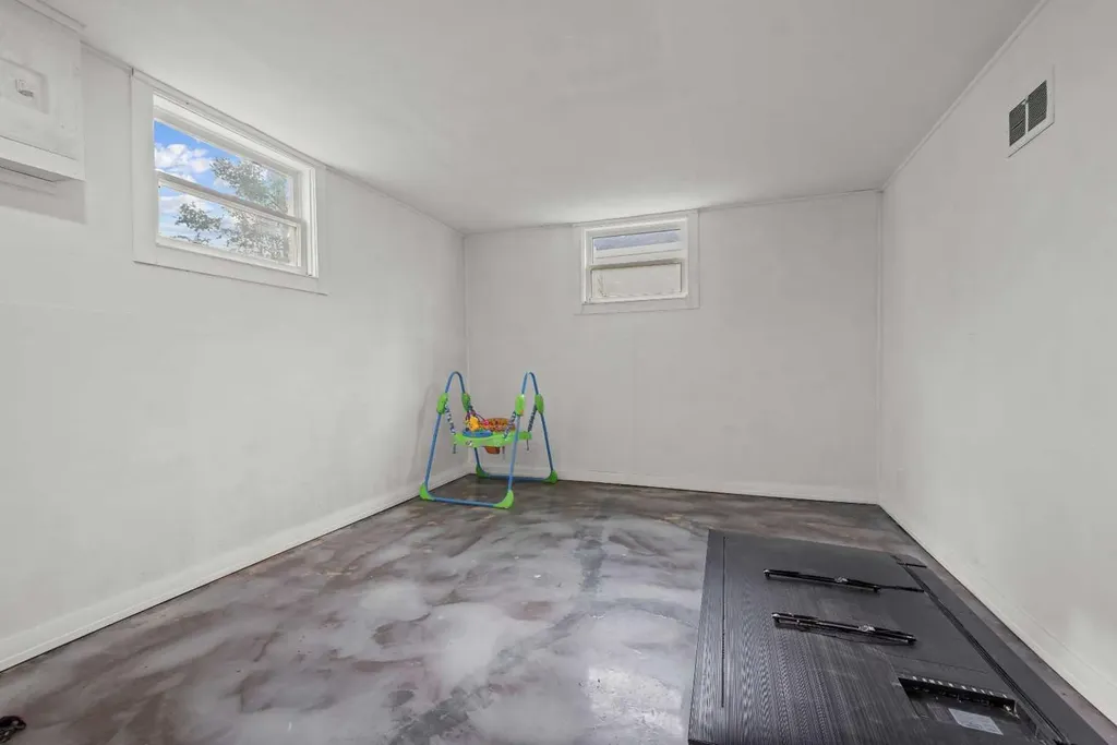 302 6 Avenue NE Three Hills AB T0M2A0