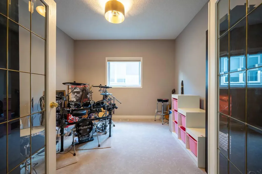 13 Cranston Drive SE Calgary AB T3M 1A2