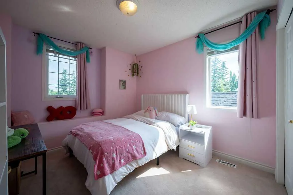 13 Cranston Drive SE Calgary AB T3M 1A2
