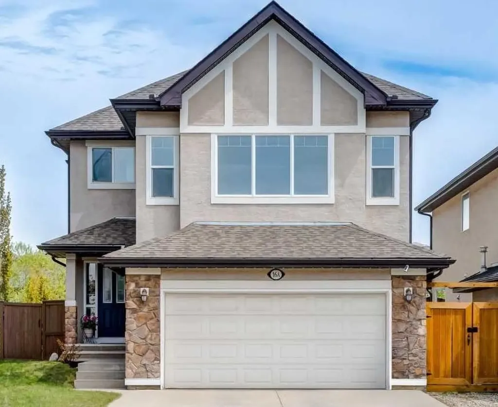 16A Tusslewood Drive NW Calgary AB T3L 0B1