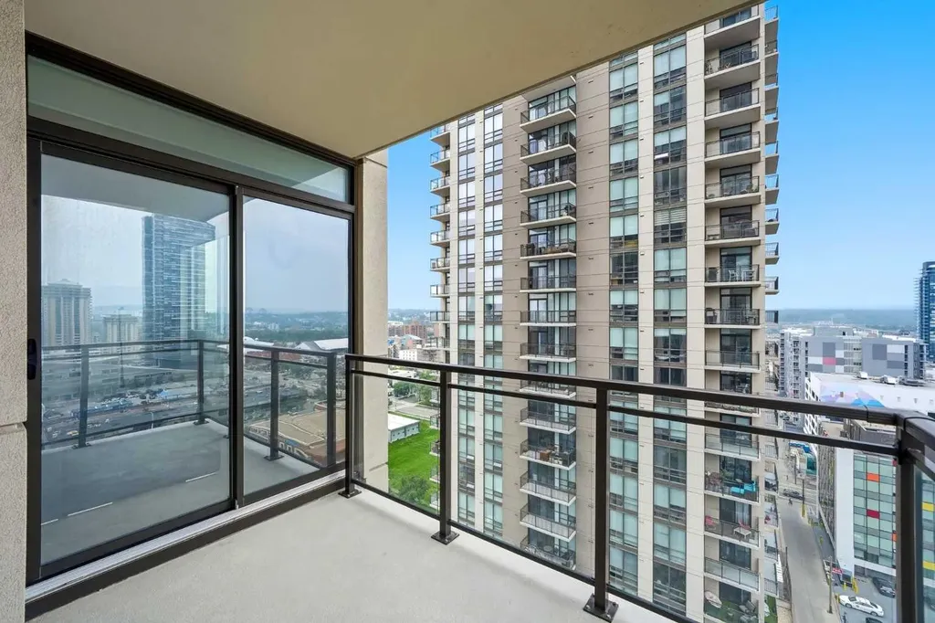 1111 10 Street SW Calgary AB T2R 1E3