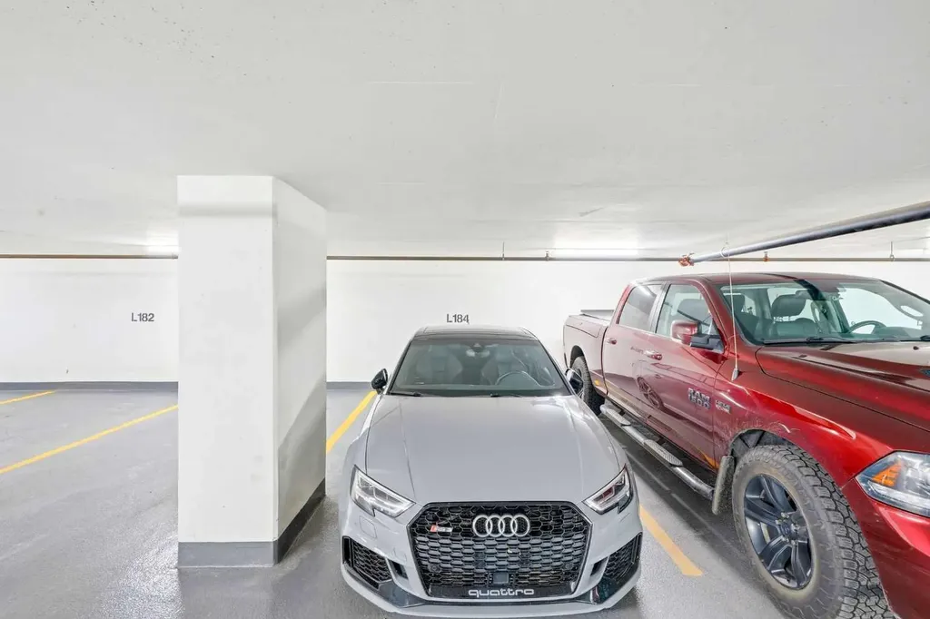 1111 10 Street SW Calgary AB T2R 1E3