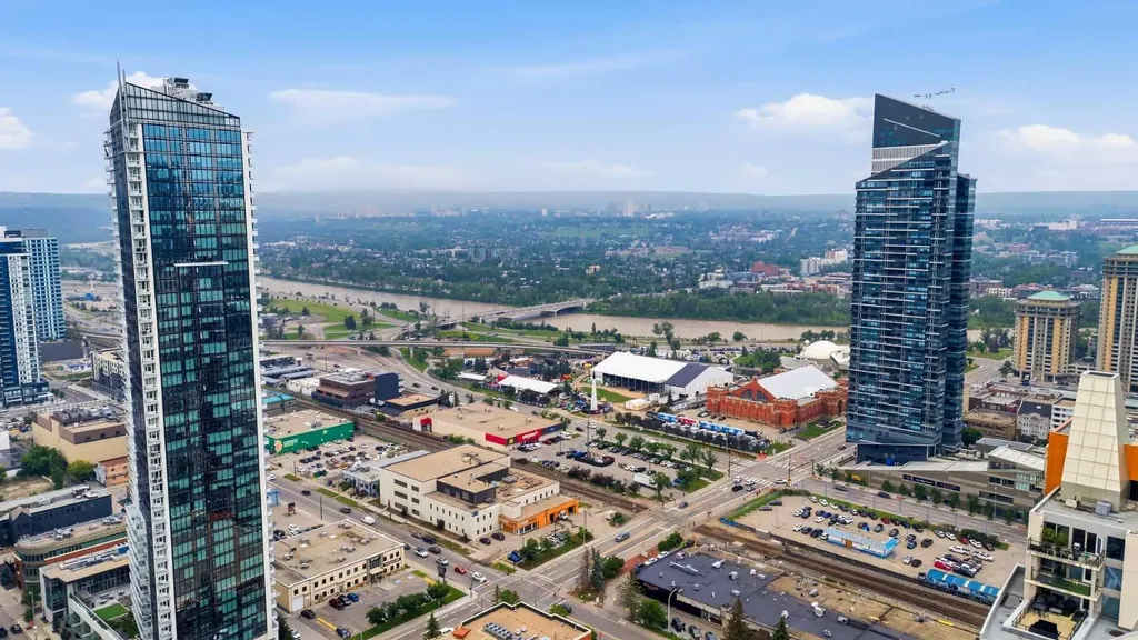 1111 10 Street SW Calgary AB T2R 1E3