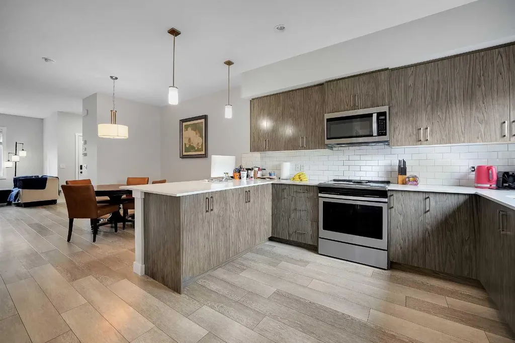 42 Midtown Boulevard SW Airdrie AB T4B 4E4
