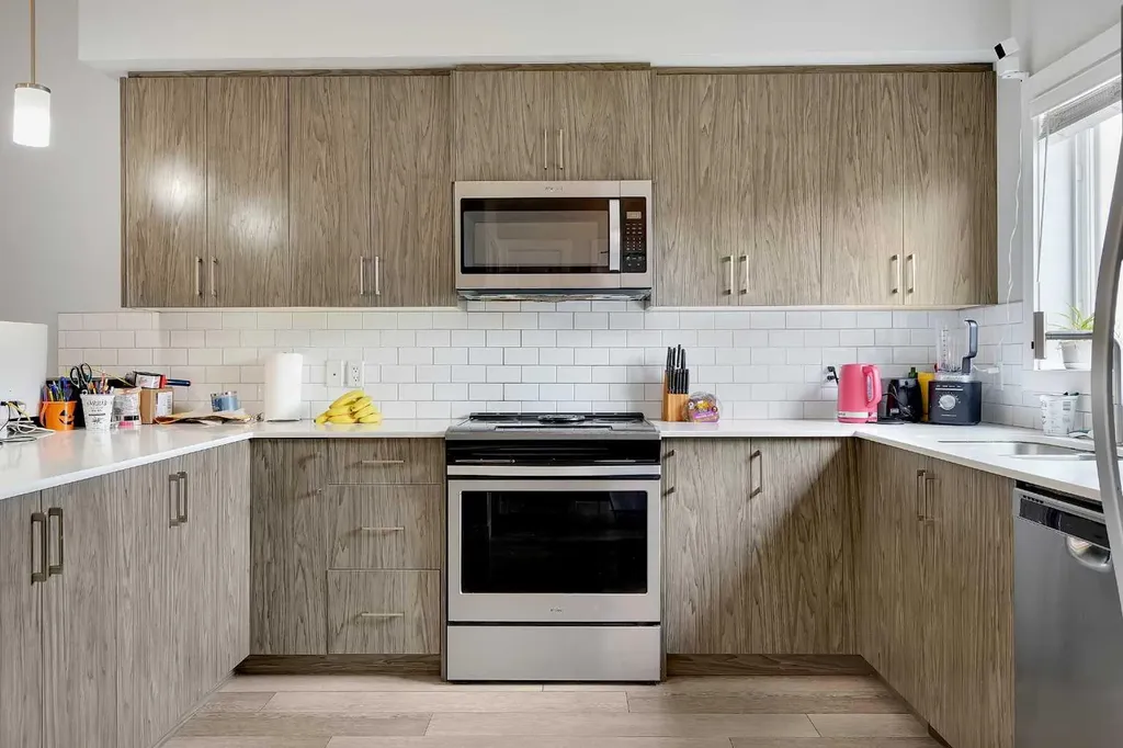 42 Midtown Boulevard SW Airdrie AB T4B 4E4