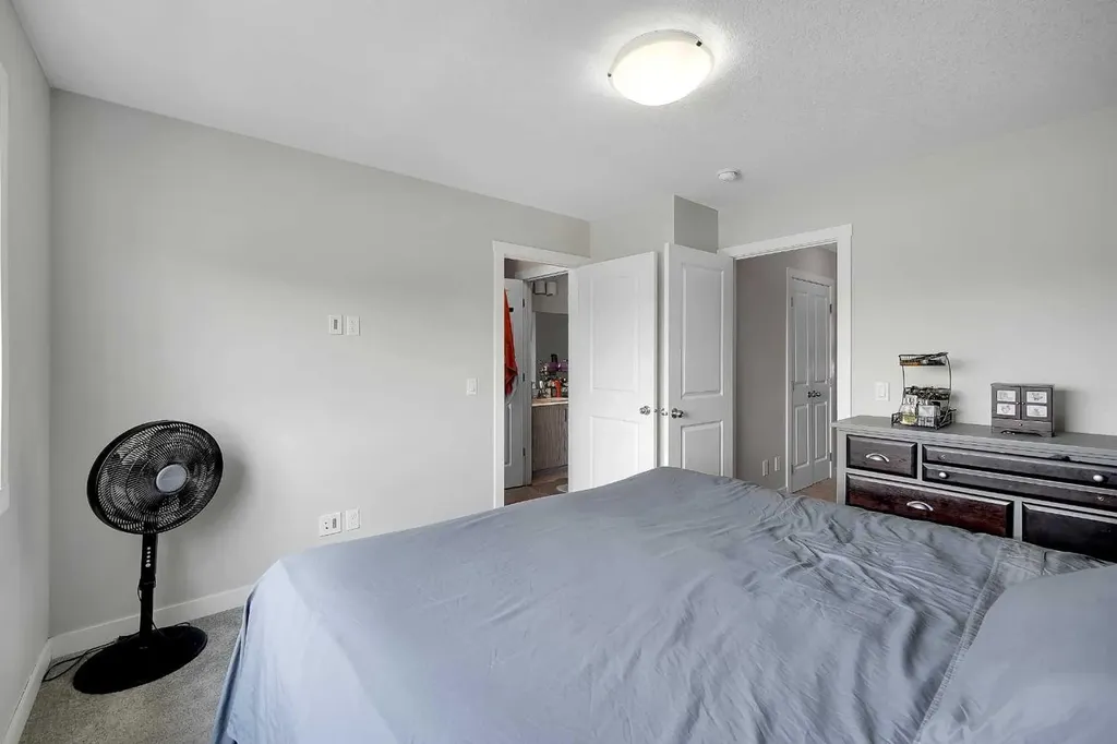 42 Midtown Boulevard SW Airdrie AB T4B 4E4