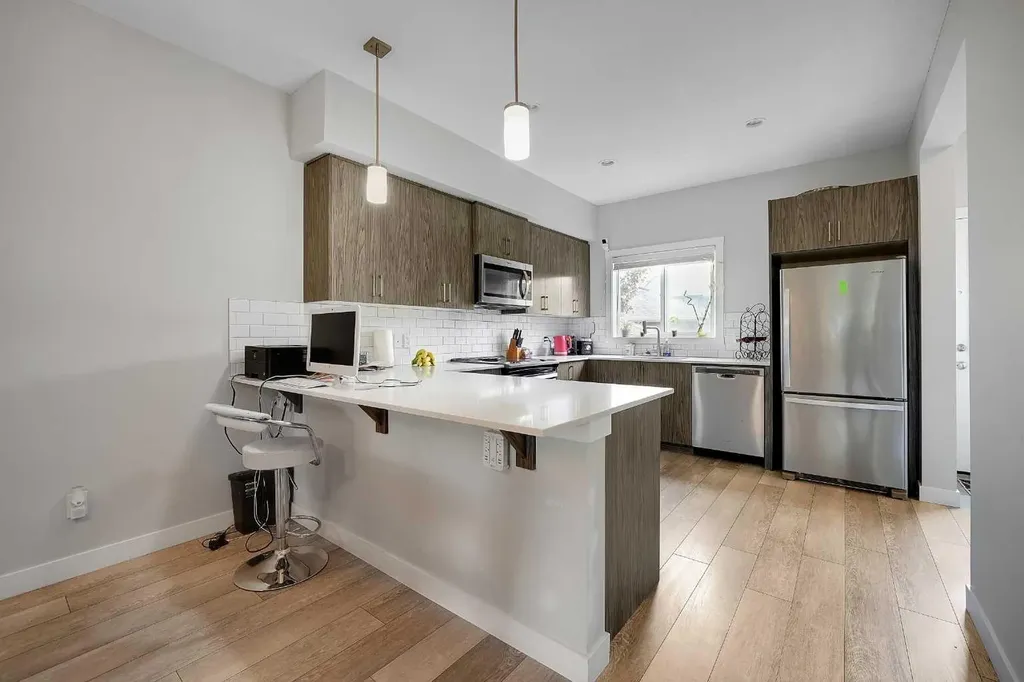 42 Midtown Boulevard SW Airdrie AB T4B 4E4