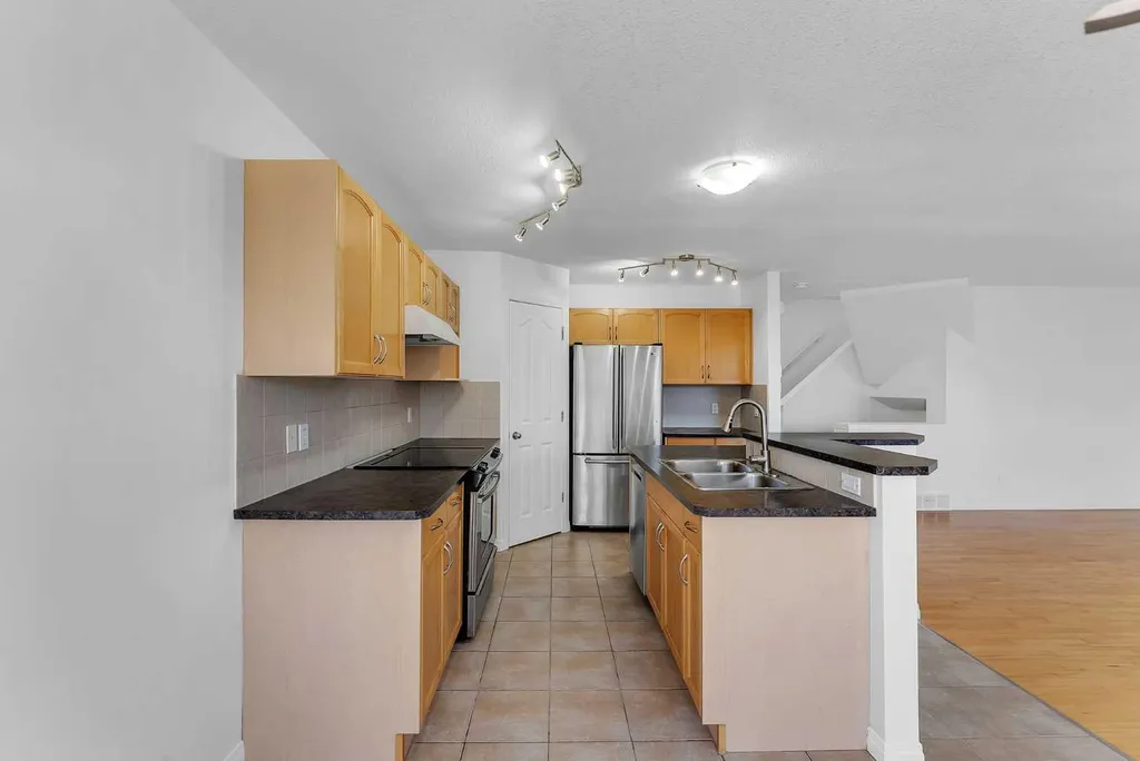 7 Saddlecrest Terrace NE Calgary AB T3J 5L4
