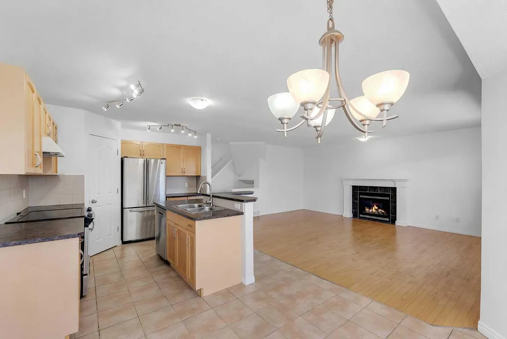 7 Saddlecrest Terrace NE Calgary AB T3J 5L4