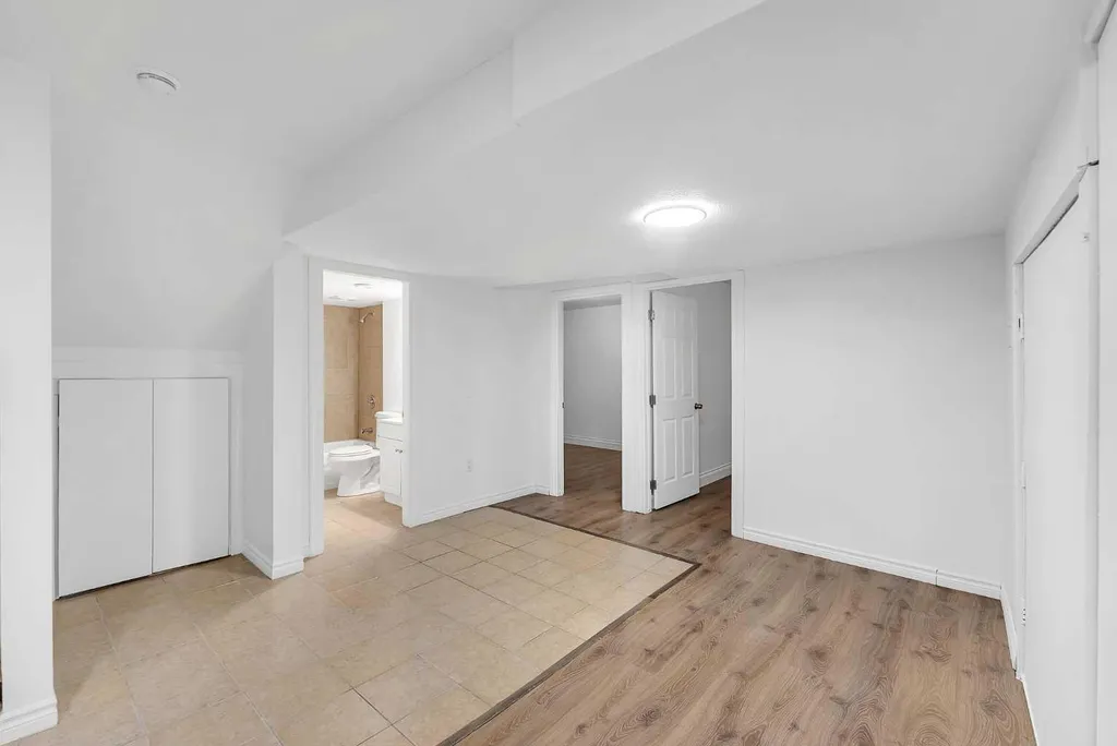 7 Saddlecrest Terrace NE Calgary AB T3J 5L4