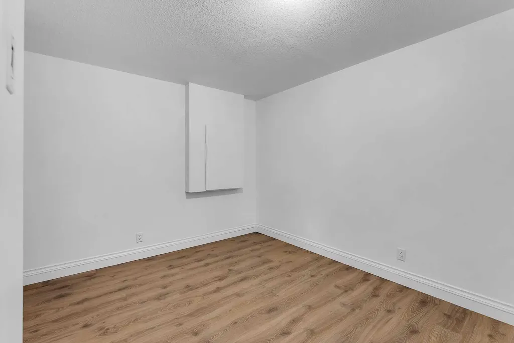 7 Saddlecrest Terrace NE Calgary AB T3J 5L4