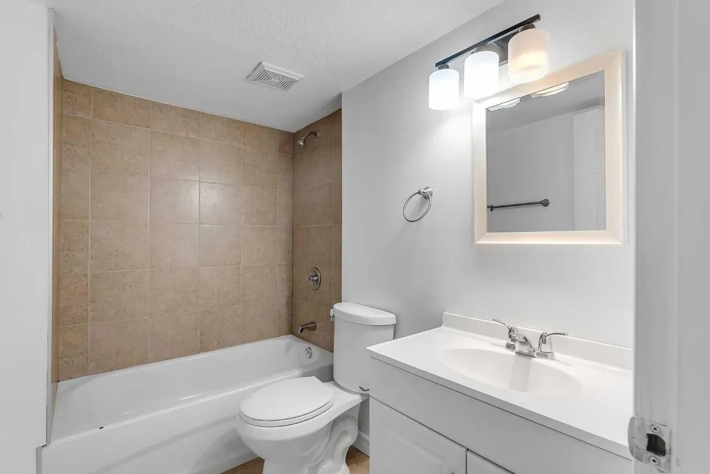 7 Saddlecrest Terrace NE Calgary AB T3J 5L4