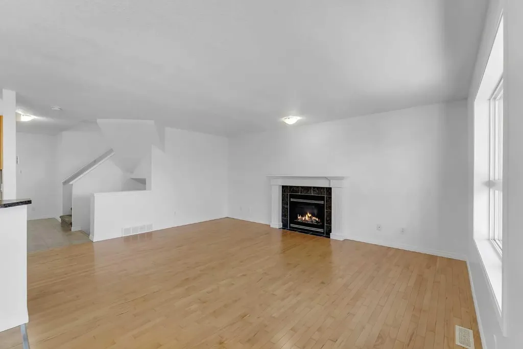 7 Saddlecrest Terrace NE Calgary AB T3J 5L4