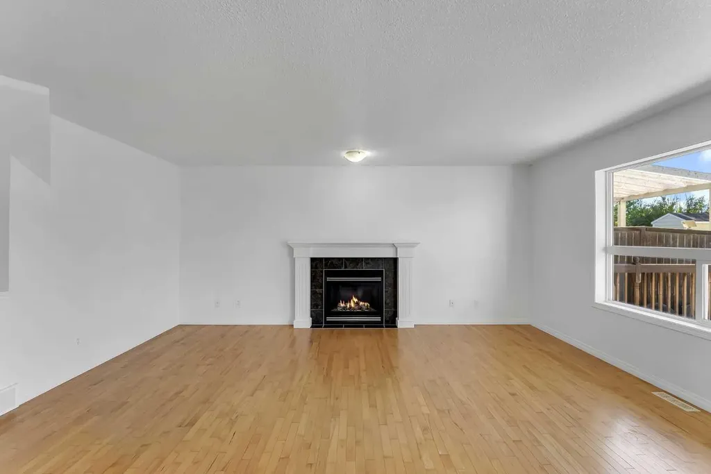 7 Saddlecrest Terrace NE Calgary AB T3J 5L4