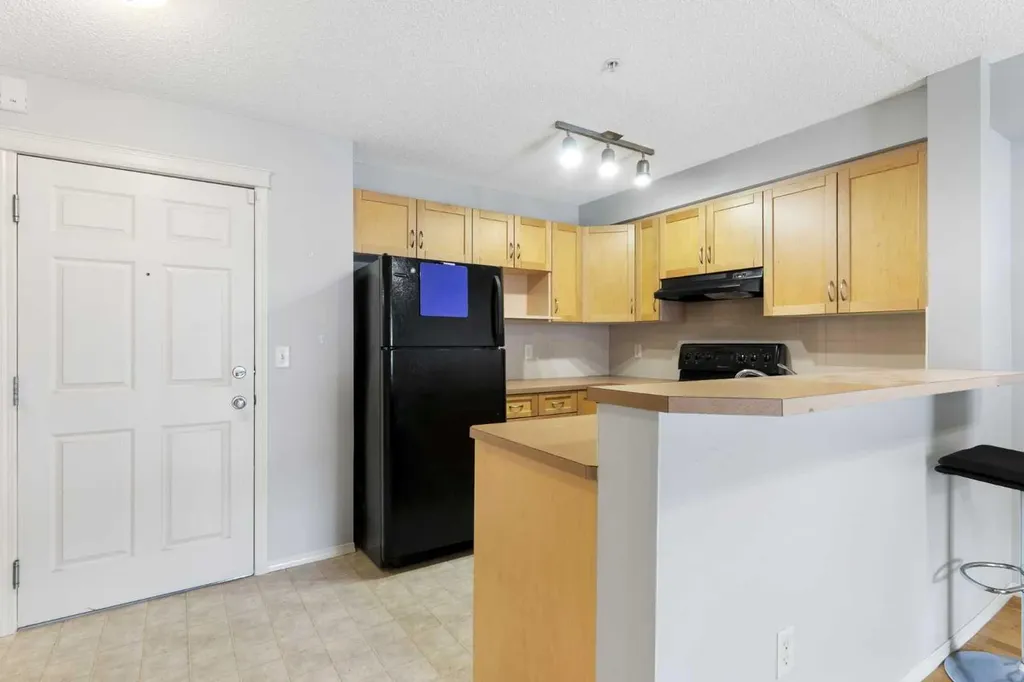 70 Panamount Drive NW Calgary AB T3K5Z1
