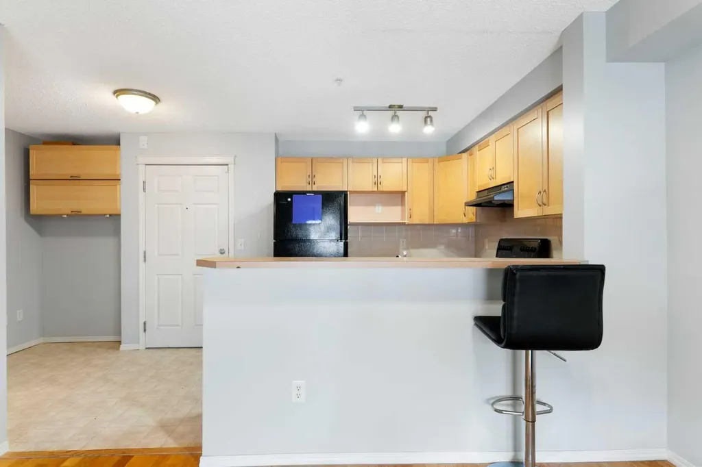 70 Panamount Drive NW Calgary AB T3K5Z1