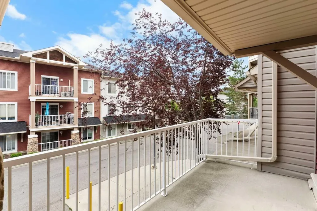 70 Panamount Drive NW Calgary AB T3K5Z1