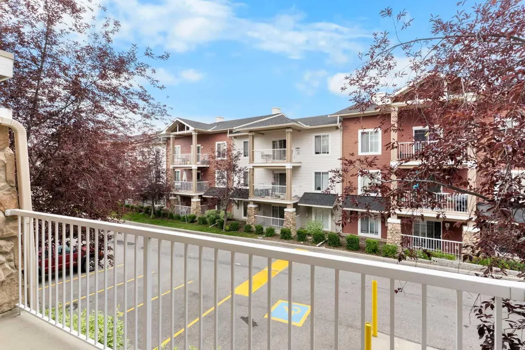 70 Panamount Drive NW Calgary AB T3K5Z1