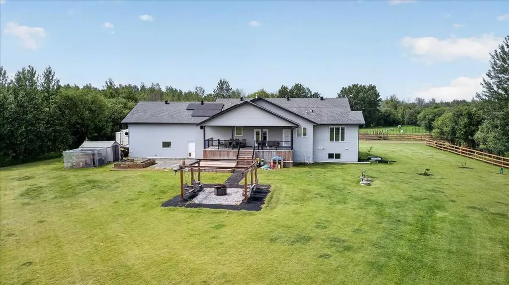 70020 Range Road 64a Grovedale AB T0H1X0